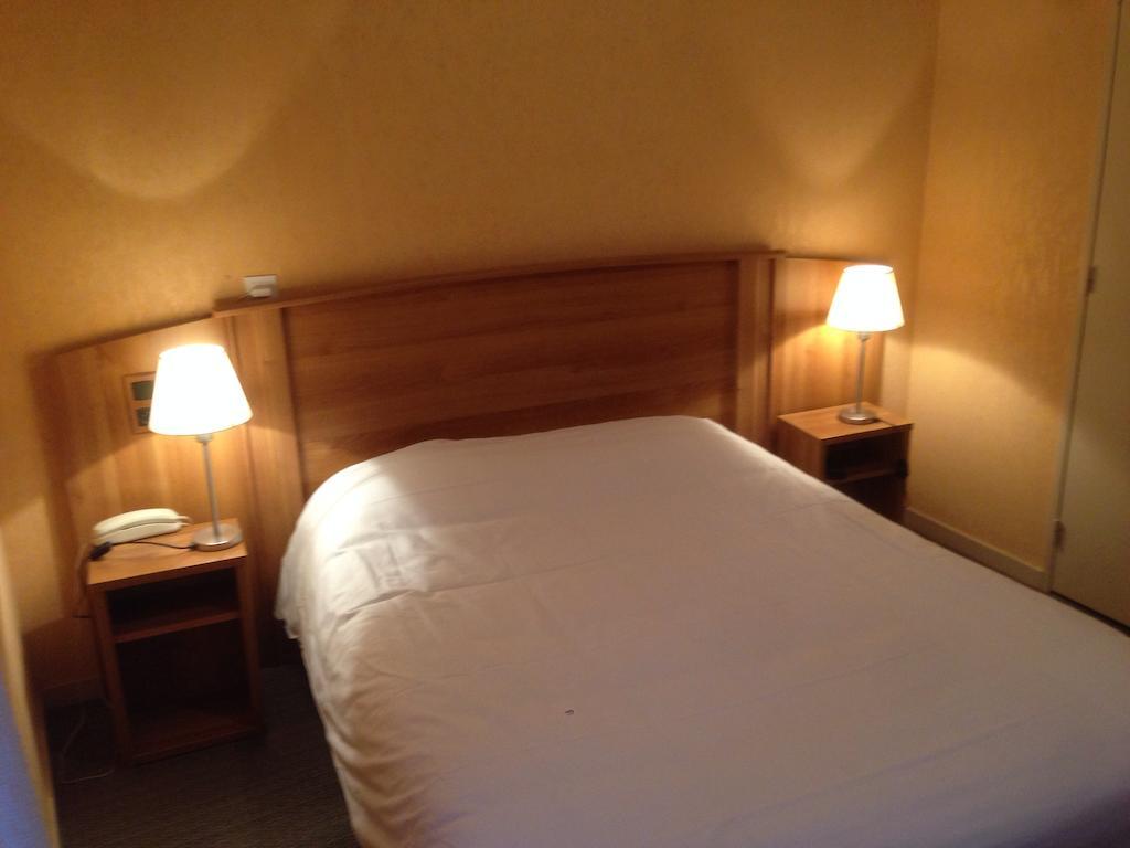 Sauxillanges Hotel De L'Abbaye חדר תמונה