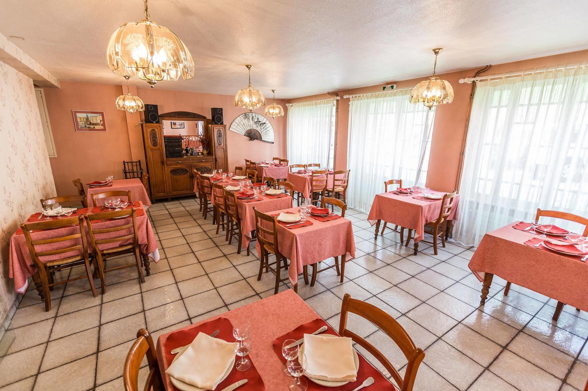 Sauxillanges Hotel De L'Abbaye מראה חיצוני תמונה
