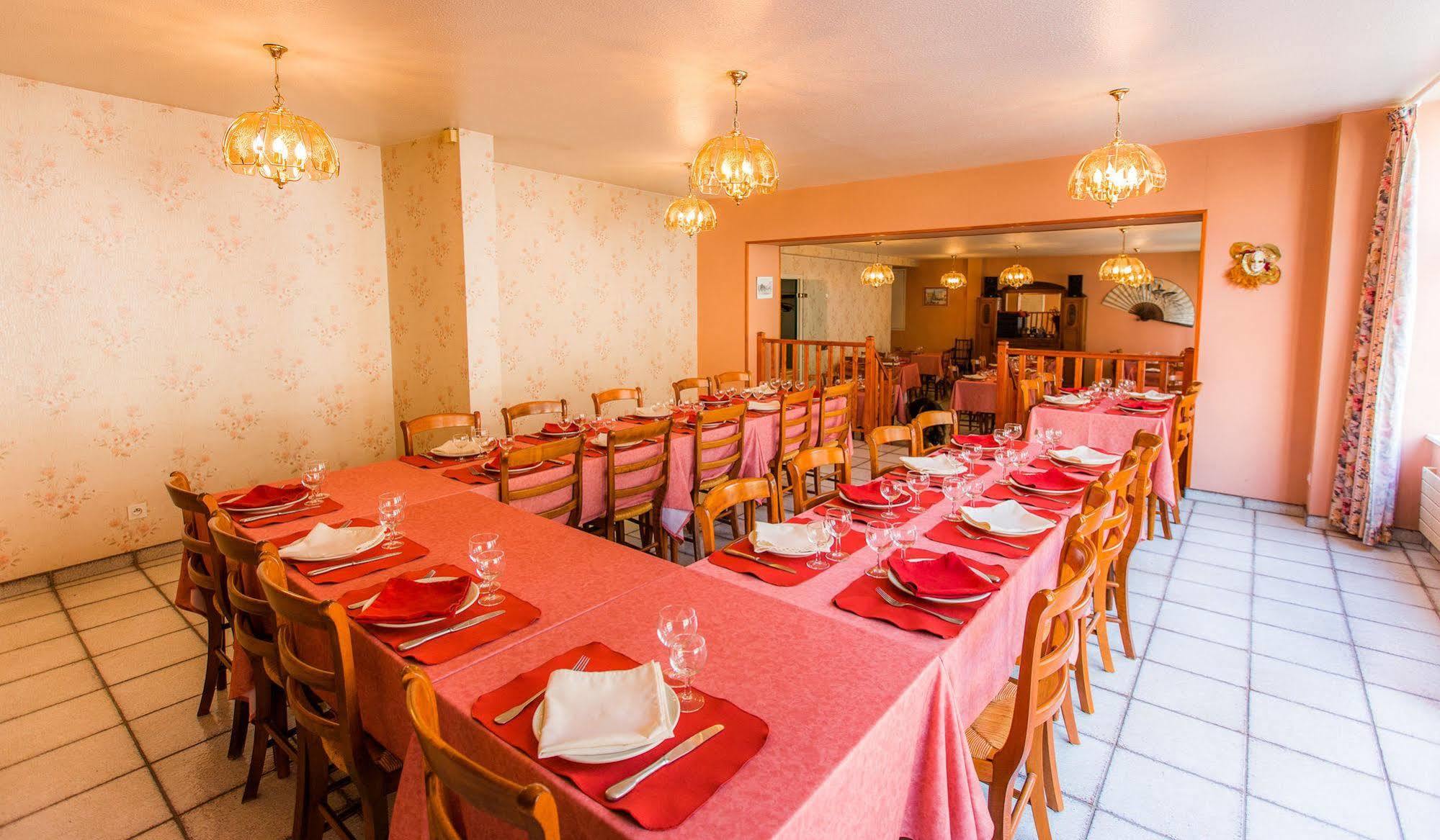 Sauxillanges Hotel De L'Abbaye מראה חיצוני תמונה