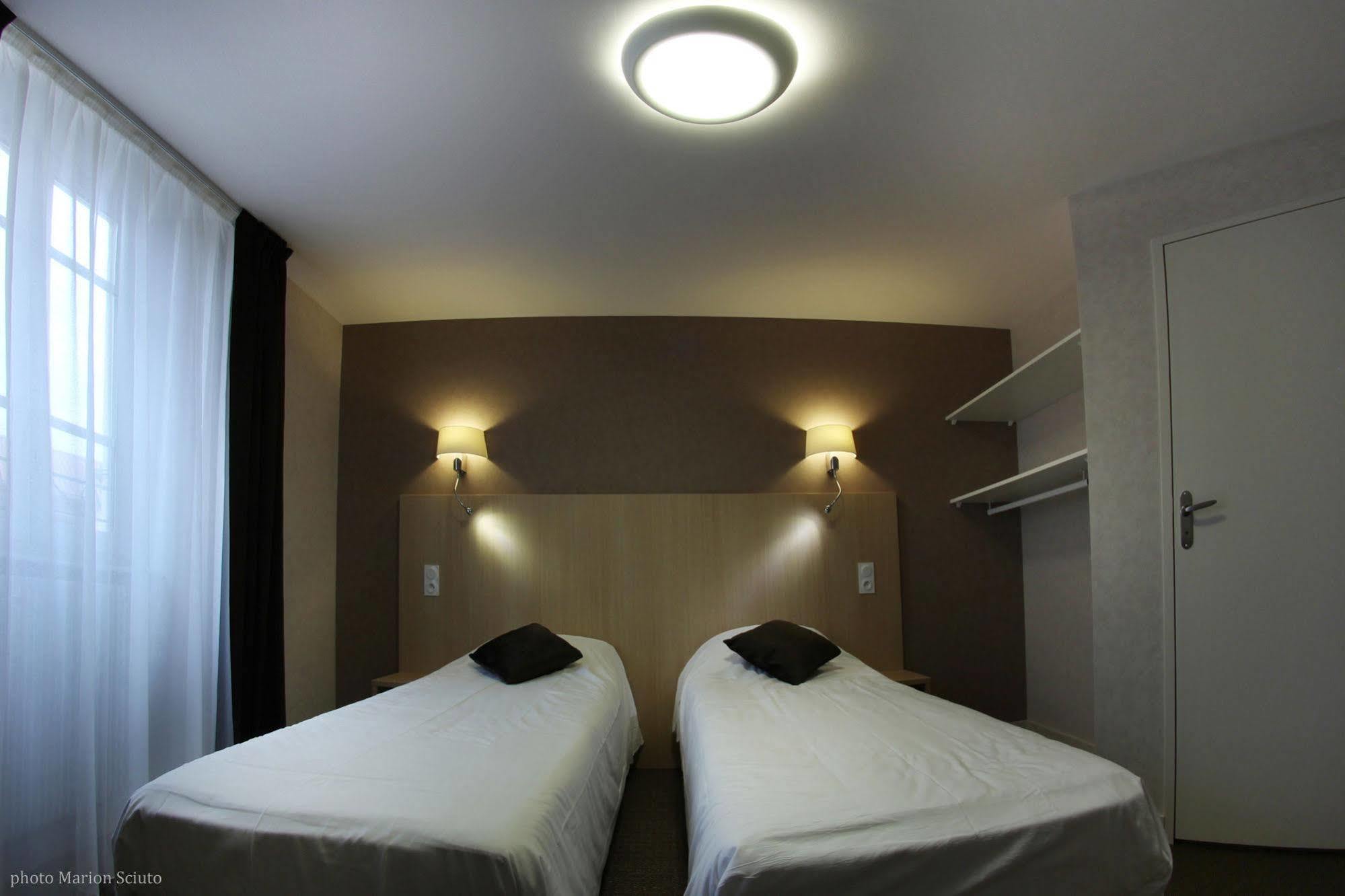 Sauxillanges Hotel De L'Abbaye מראה חיצוני תמונה