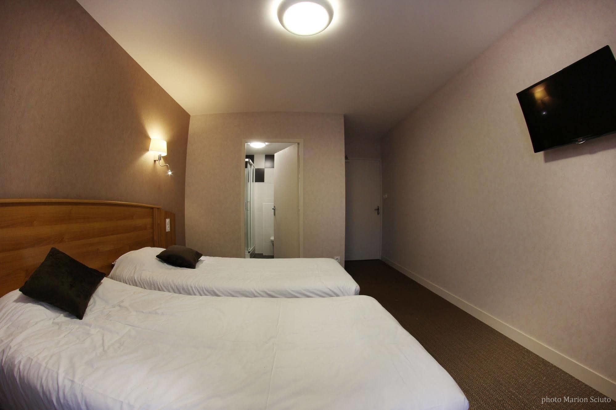 Sauxillanges Hotel De L'Abbaye מראה חיצוני תמונה